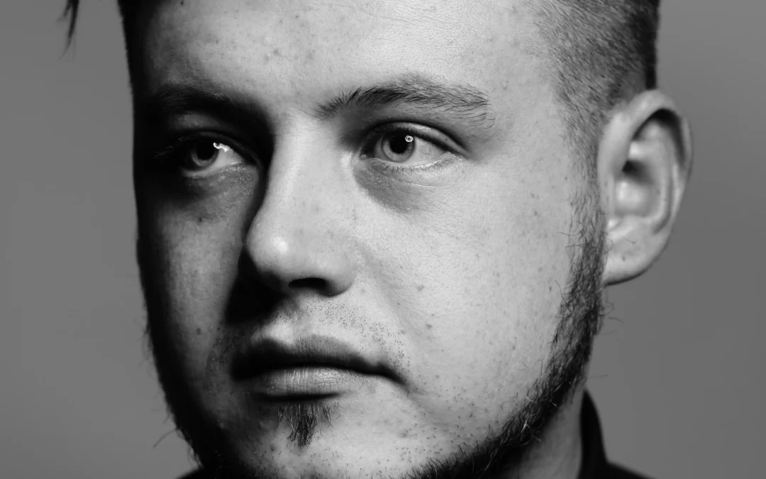 Rostyslav Kuzyk: Una voce artistica poliedrica nel mondo della poesia